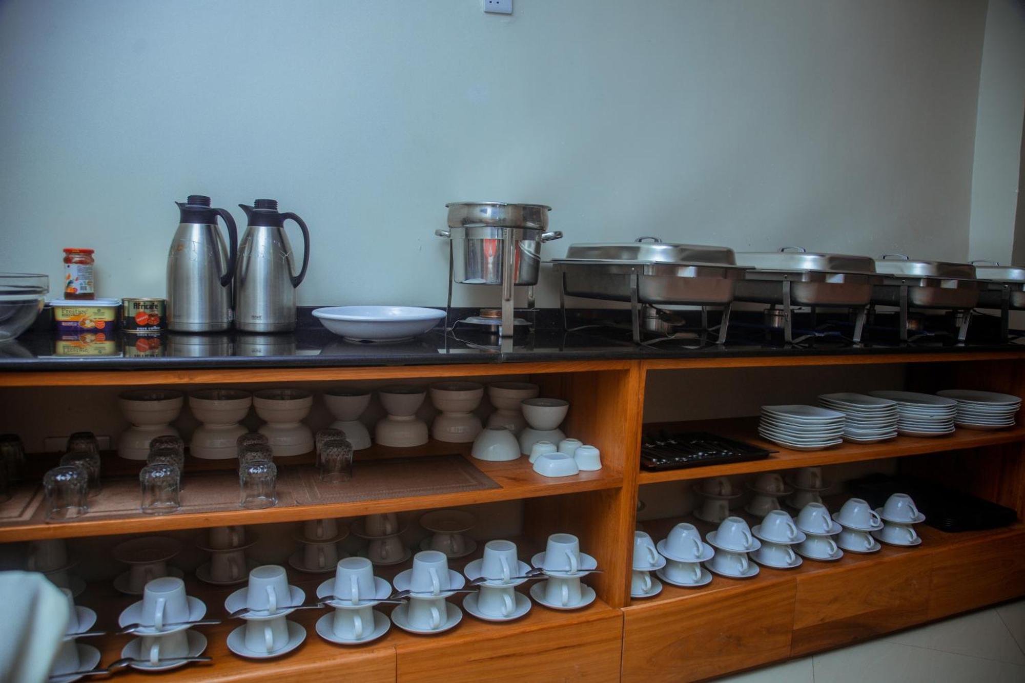 Le Grand Marie Hotel Dar es Salaam Exteriör bild