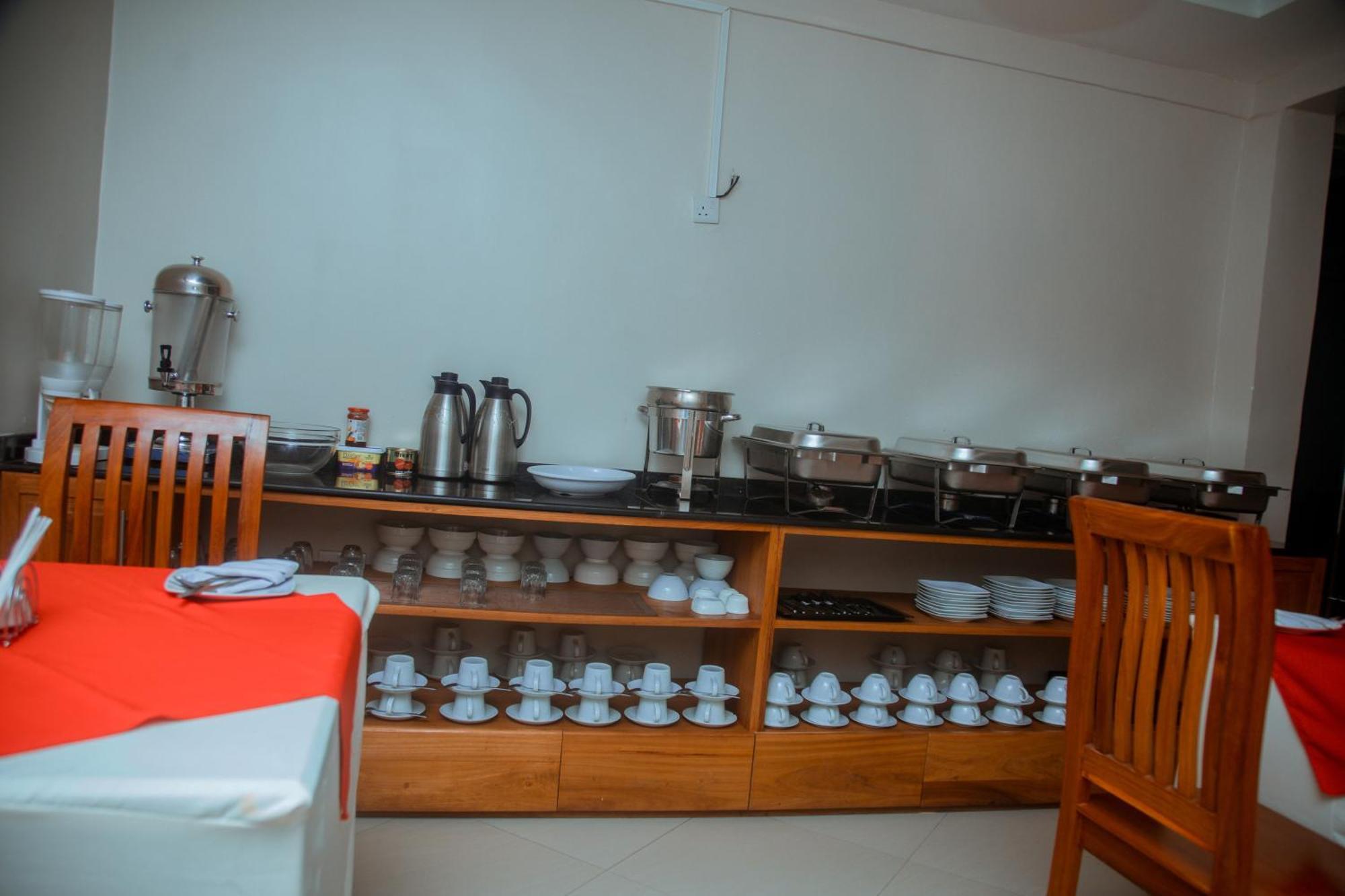 Le Grand Marie Hotel Dar es Salaam Exteriör bild
