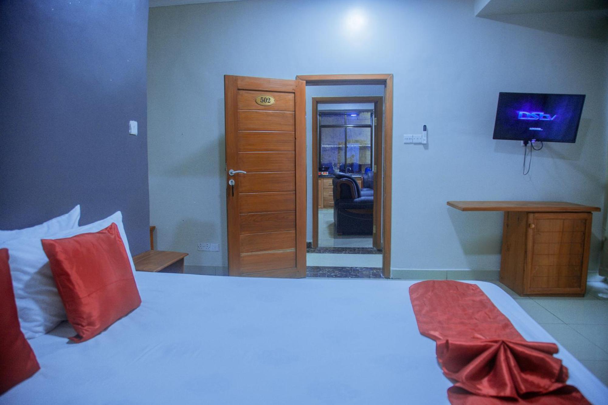 Le Grand Marie Hotel Dar es Salaam Exteriör bild