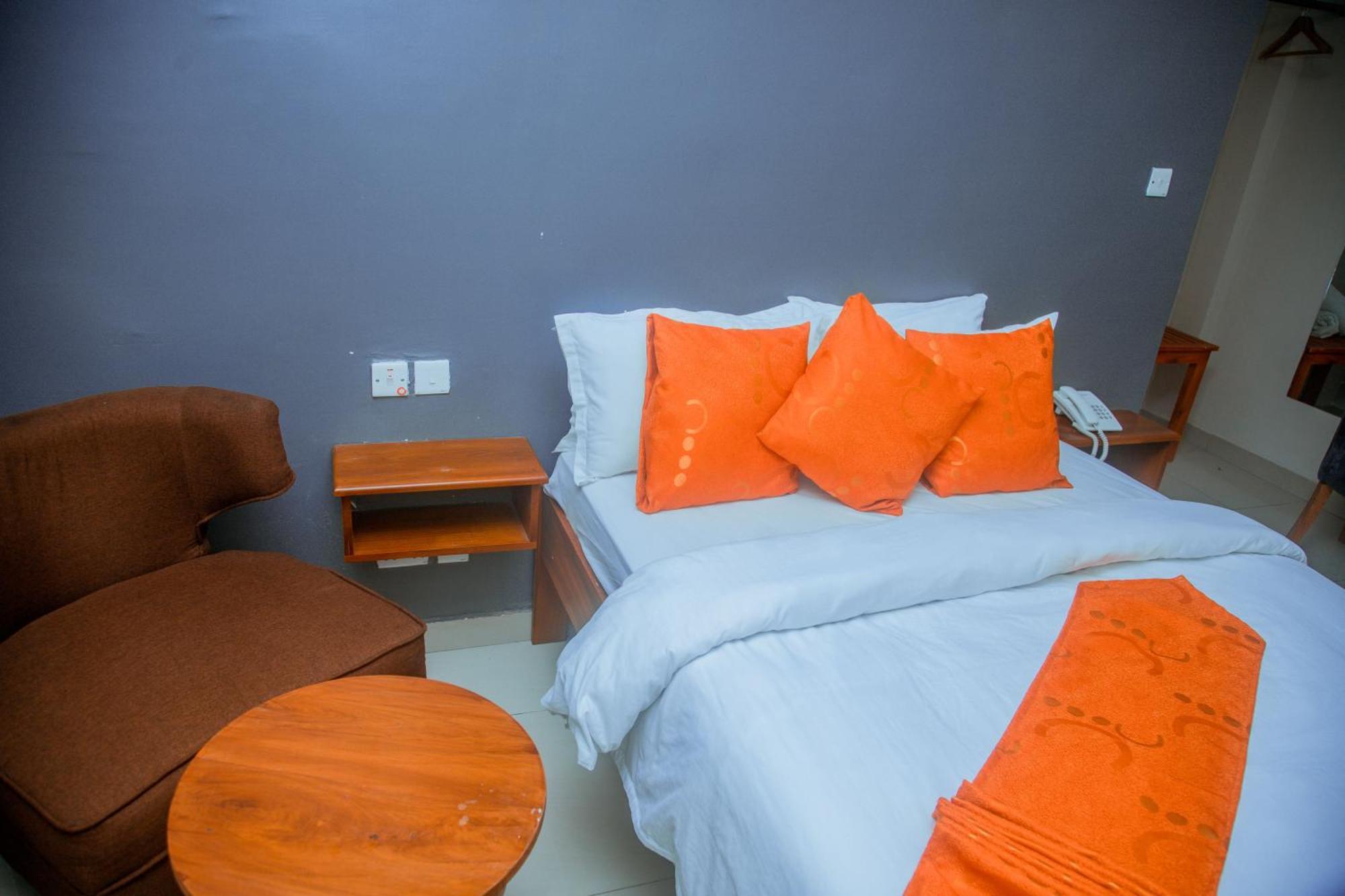 Le Grand Marie Hotel Dar es Salaam Exteriör bild