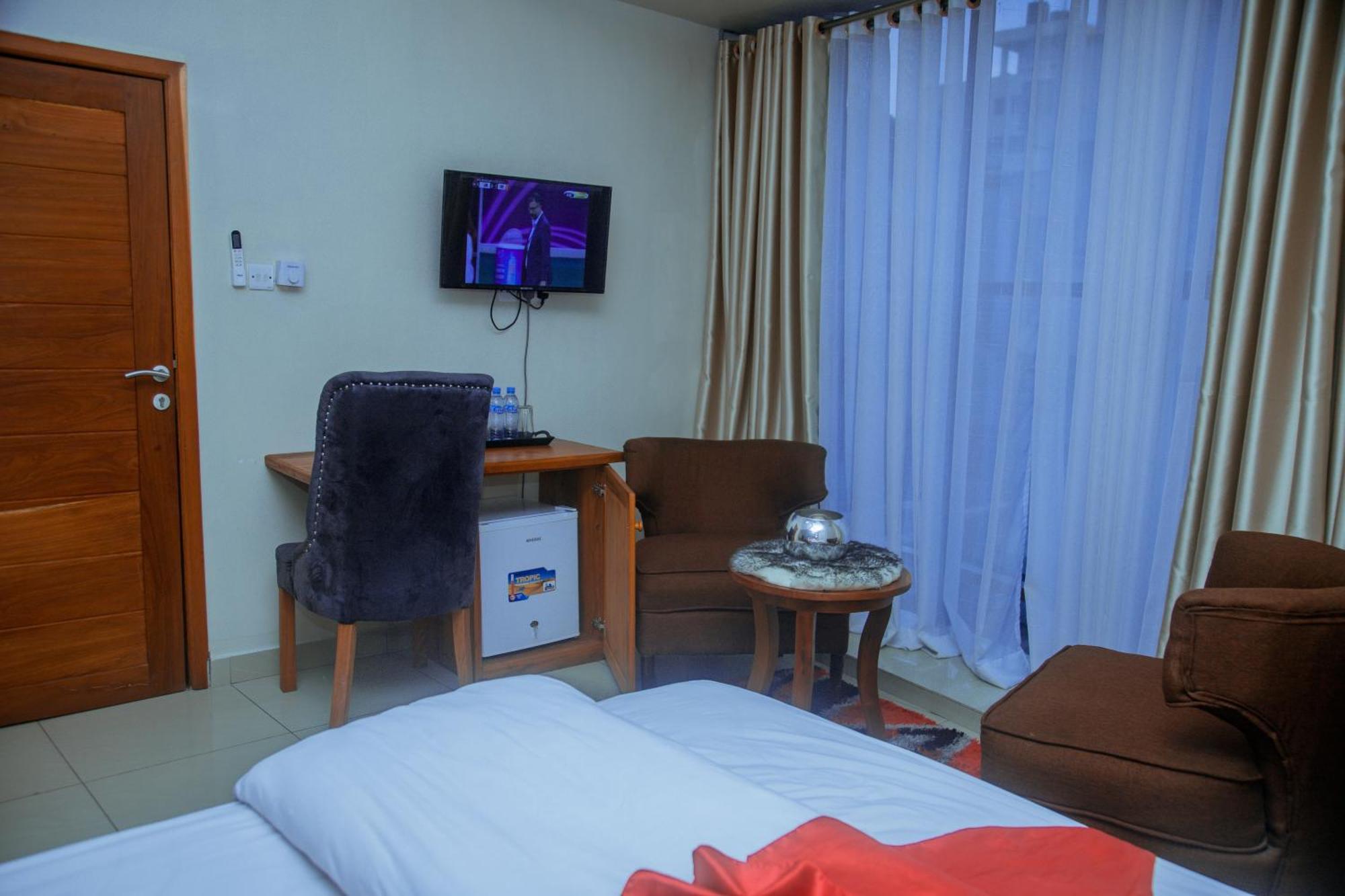Le Grand Marie Hotel Dar es Salaam Exteriör bild