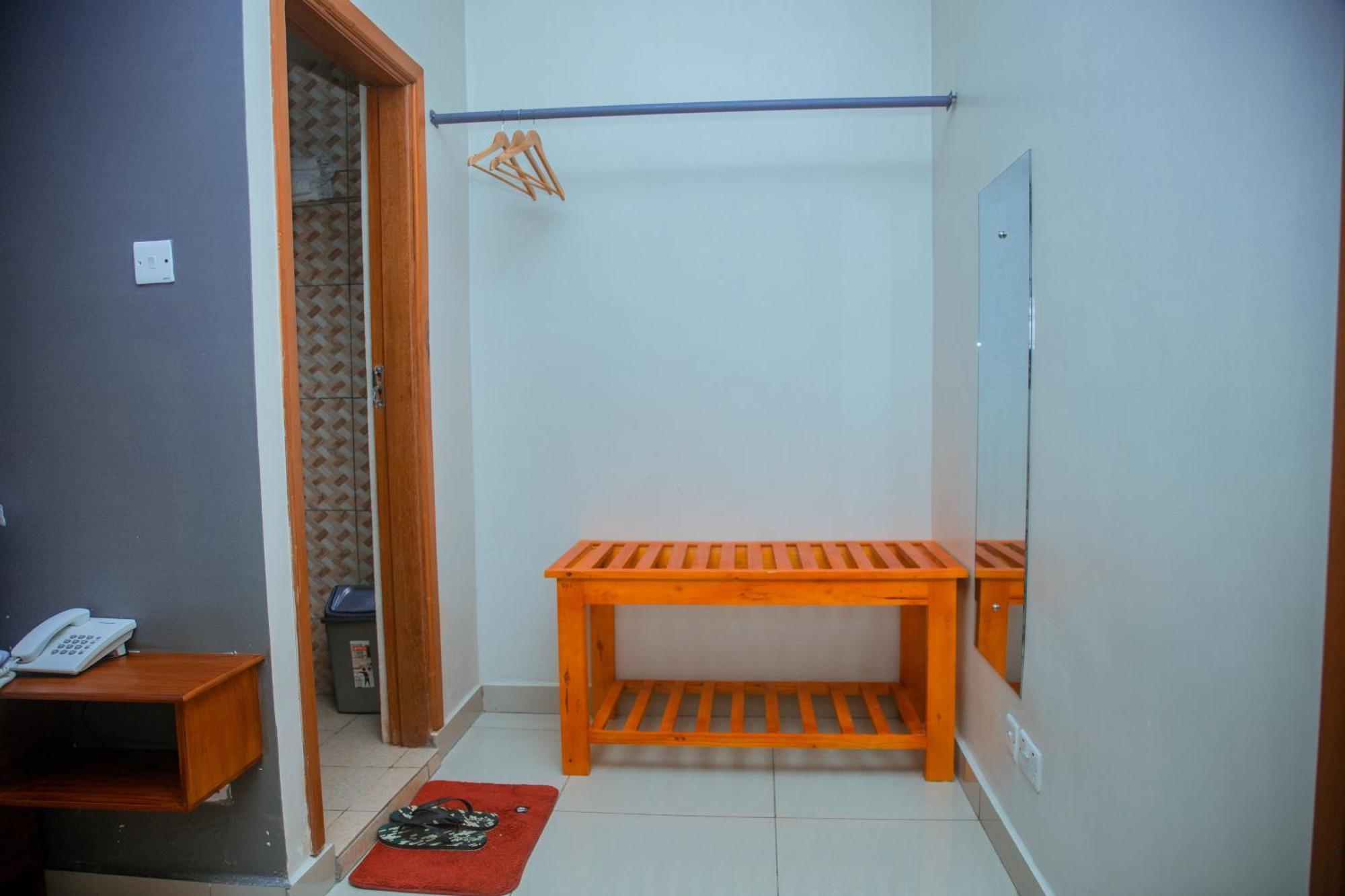 Le Grand Marie Hotel Dar es Salaam Exteriör bild